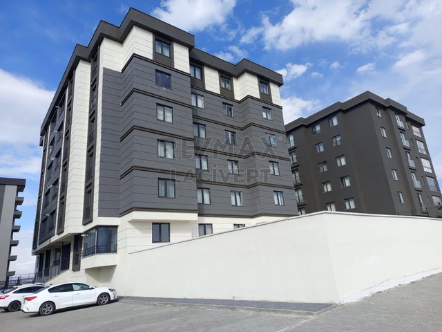RE/MAX LACİVERT'TEN ER-HİLAL KORUPARK'TA SATILIK ULTRA LÜKS 3+1 DAİRE