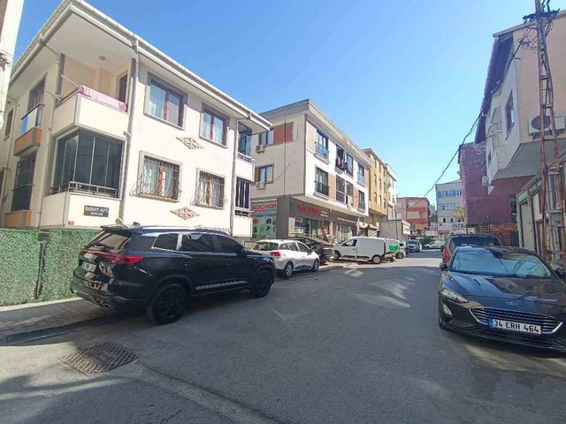 ÜMRANİYE ALTINŞEHİR 2+1 75M2 KAT MÜLKİYETLİ