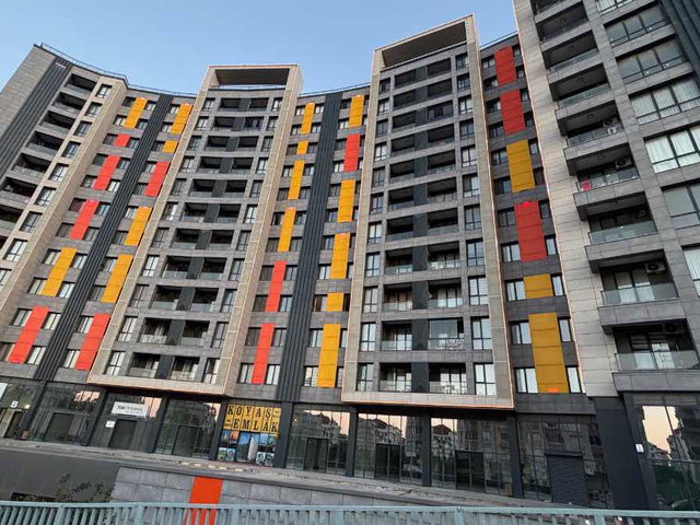 BEYLİKDÜZÜ YAKUPLU’DA 2+1 | 160 M² BRÜT | 3 CEPHELİ | 2 BANYO | BALKONLU