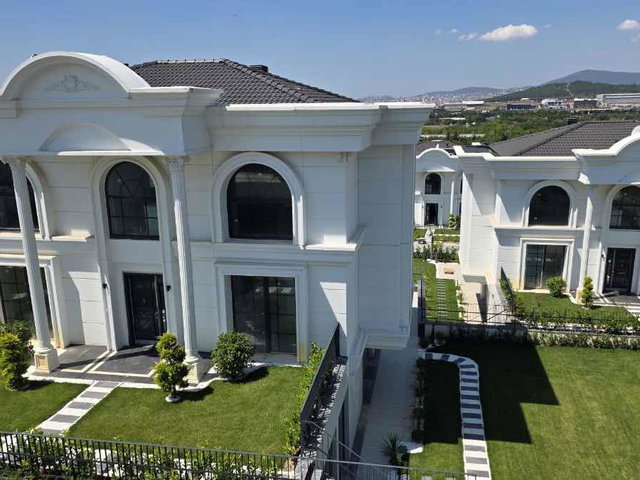 TUZLA TEPEÖRENDE MÜSTAKİL HAVUZLU ASANSÖRLÜ ÇOK ÖZEL 7+2  TRİPLEX PROJESİ