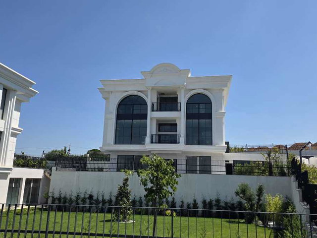 TUZLA TEPEÖRENDE MÜSTAKİL HAVUZLU ASANSÖRLÜ ÇOK ÖZEL 7+2  TRİPLEX PROJESİ