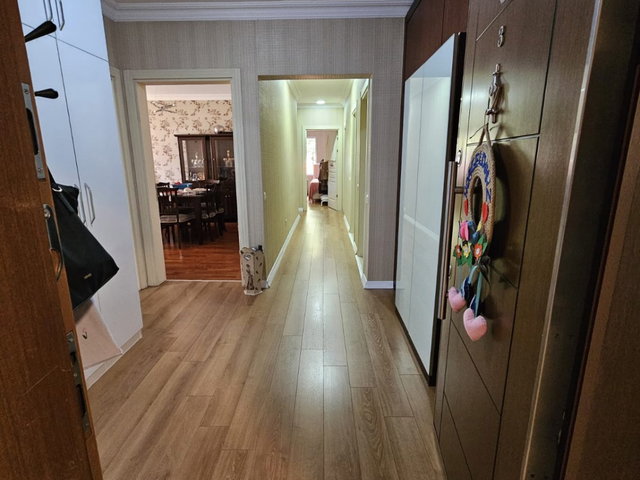 PARK ÇİFTLİK KONUTLARINDA SATILIK 3+1 BAKIMLI DAİRE