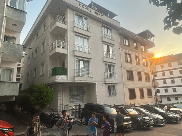 ÜMRANİYE ÇAKMAK'TA 2+1 YÜKSEK GİRİŞ SATILIK DAİRE