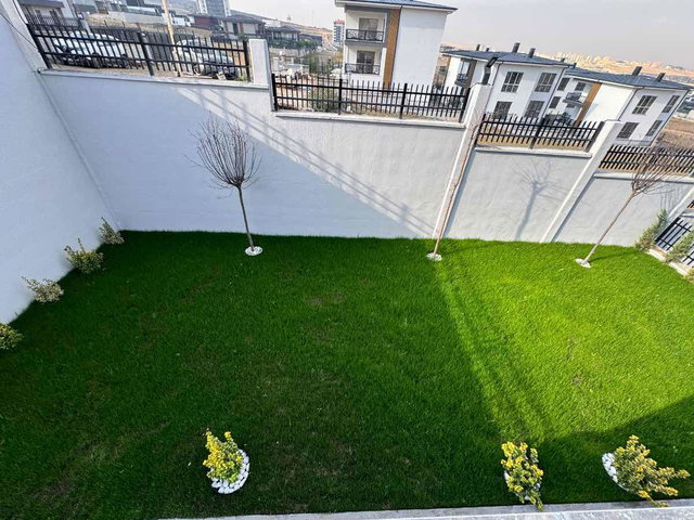 BAĞLICA'DA TAM BAĞIMSIZ ASANSÖRLÜ ULTRA LÜKS 5+2 SATILIK VILLA
