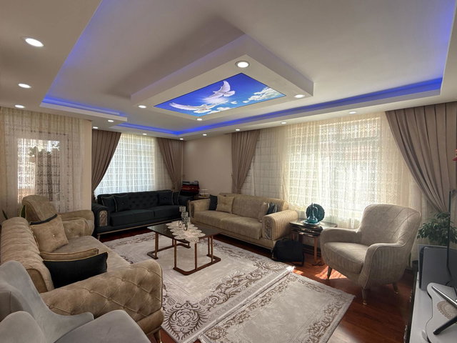 YAKAMOZ SİTESİ’NDE 3+1 | 150 M² BRÜT | 3 CEPHELİ, BALKONLU, KREDİYE UYGUN