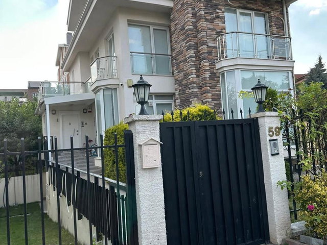 ILKO DA KIRALIK 3+2 VILLA
