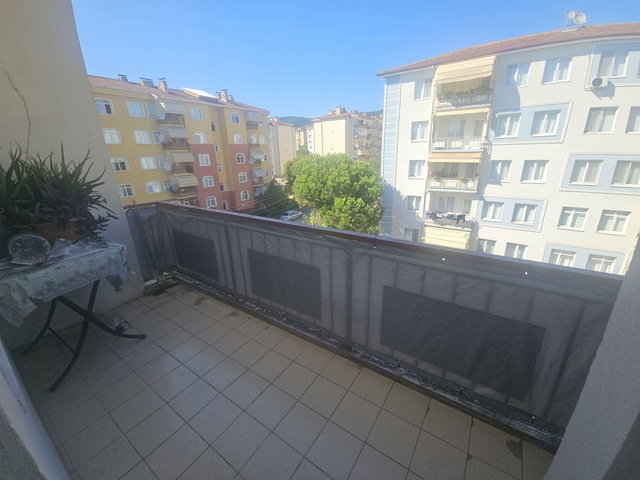RE/MAX DREAM'DEN YENİKENT ASANSÖRLÜ ARA KAT 3+1 KİRALIK DAİRE