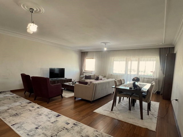 BATIKENT (BATI MERKEZ) METRO KARŞISINDA 3+1 SATILIK DAİRE