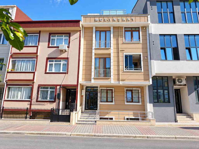 ATAŞEHİR’DE DOĞU-GÜNEY CEPHELİ 2+1 | BAHÇE KATI | BALKONLU | KREDİYE UYGUN