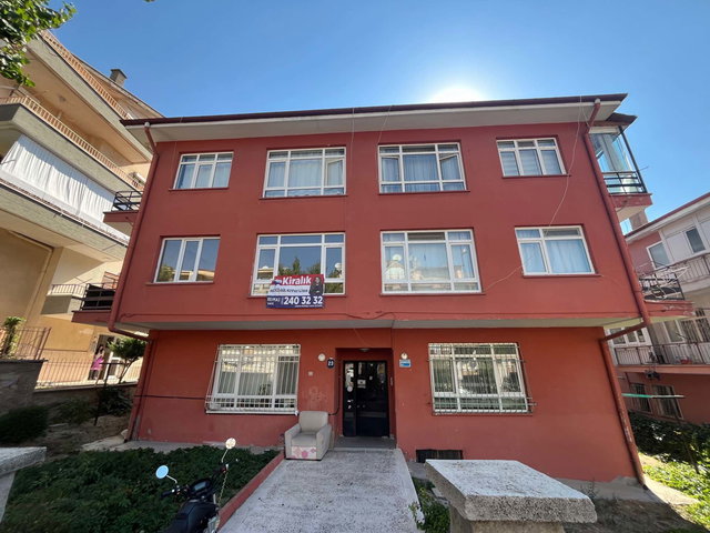 AYVALI MAHALLESİ ÇARŞAMBA PAZARI’NDA KİRALIK 3+1 DAİRE
