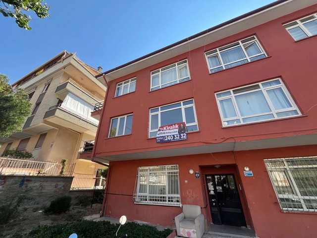AYVALI MAHALLESİ ÇARŞAMBA PAZARI’NDA KİRALIK 3+1 DAİRE