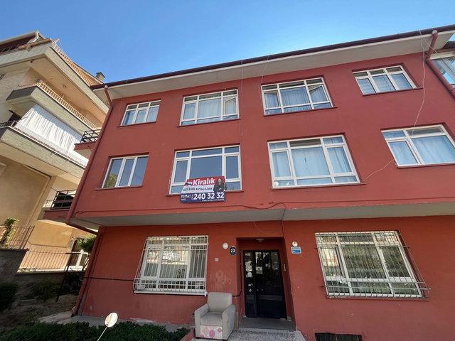 AYVALI MAHALLESİ ÇARŞAMBA PAZARI’NDA KİRALIK 3+1 DAİRE