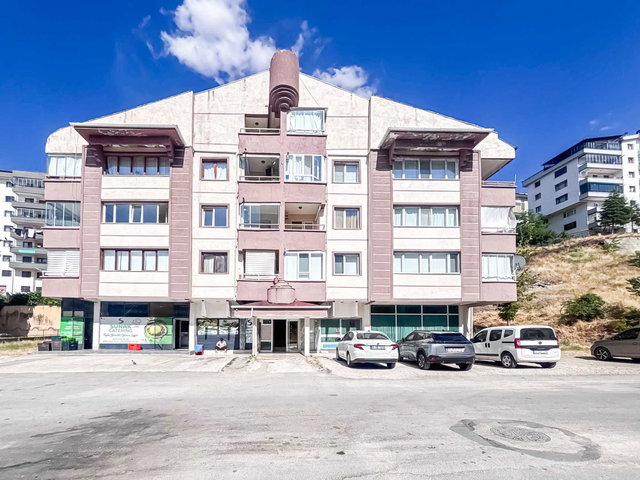 ÖVEÇLER HUZUR MH. SATILIK 5+1 DUBLEKS DAIRE