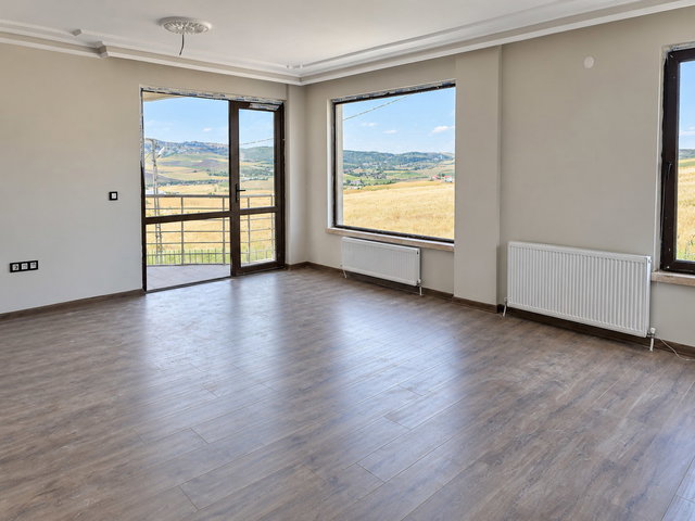 İŞBAŞARAN VİLLALARINDA HAVUZLU MODERN 6+1 KİRALIK VİLLA