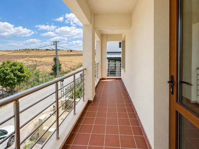 İŞBAŞARAN VİLLALARINDA HAVUZLU MODERN 6+1 KİRALIK VİLLA