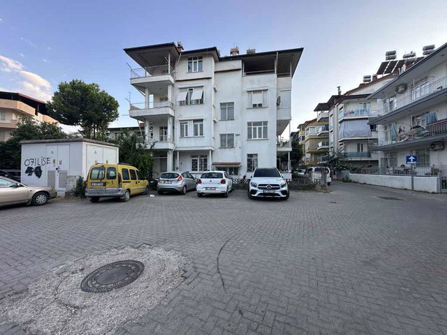 MANAVGAT YUKARI PAZARCI MAHALLESİNDE KİRALIK ARAKAT 3+1 DAİRE