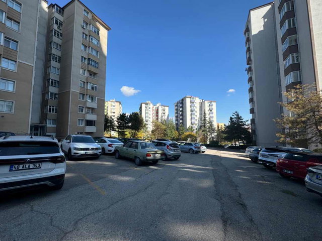 BIRLIK MAH. OYAK SİTESİNDE 3+1 KİRALIK DAİRE