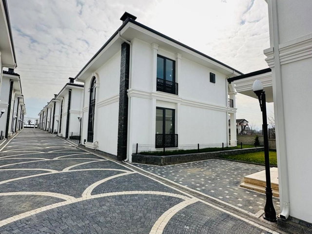 KARTEPE FSM MAH’DE 3+1 BAHÇELI VİLLA