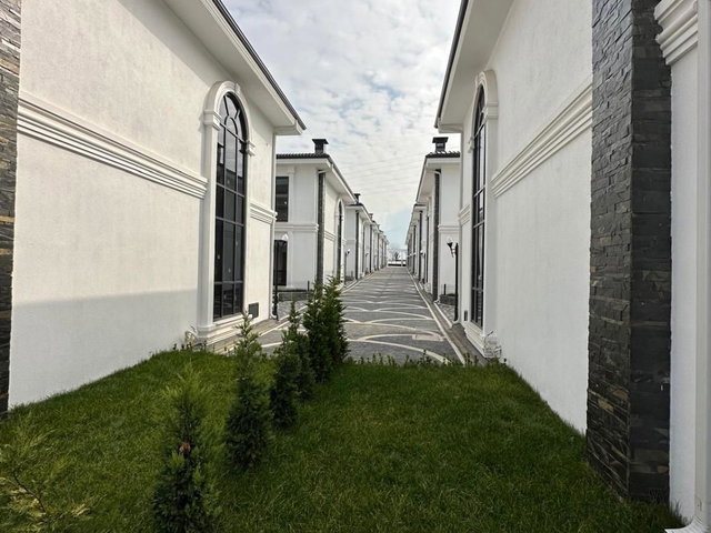 KARTEPE FSM MAH’DE 3+1 BAHÇELI VİLLA