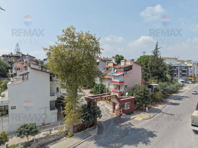 REMAX AVLU'DAN ÇAĞDAŞKENT BİRLİK VİLLALARI'NDA SATILIK 5+1 VİLLA
