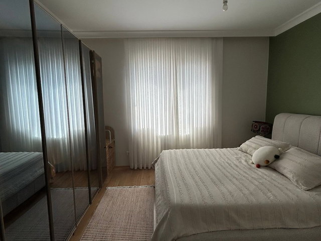 TUZLA EMLAK KONUYLARINDA TEMİZ BOLKONLU 3+1 KİRALIK DAİRE