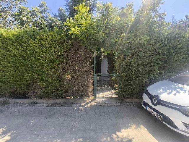 ARİFİYE ARİFBEY'DE 310 M² ARSA İÇİNDE I BAHÇELİ MÜSTAKİL VİLLA