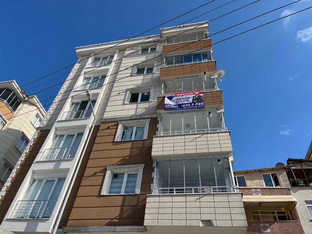 REMAX İBRAHİM BÜLBÜL- CANİKTE SATILIK DENİZ MANZARALI 3+1 DAİRE