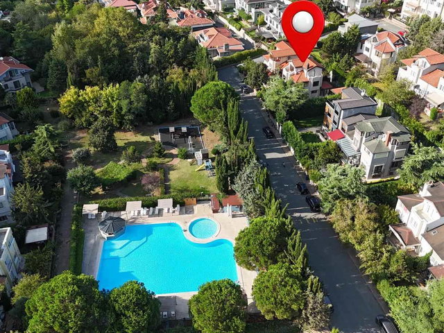GÜLLER VADİSİNİN EN İYİ KONUMUNDA 5+1 KIRALIK VILLA