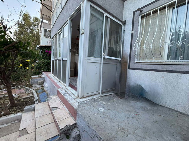 ÇİĞLİ EGEKENT'DE EŞYALI 1+1 KİRALIK DAİRE