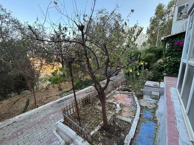 ÇİĞLİ EGEKENT'DE EŞYALI 1+1 KİRALIK DAİRE