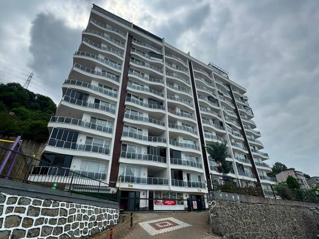GİRESUN MERKEZ PANORAMA EVLERİ’NDE 340 M² 5+1 ÇATI KATI | 4 CEPHE, 3 BANYO