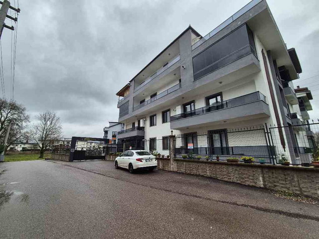 BEGONVIL SITESINDE 4+1 GENIS TERASLI BARBEKULU GENIS DAIREMIZ