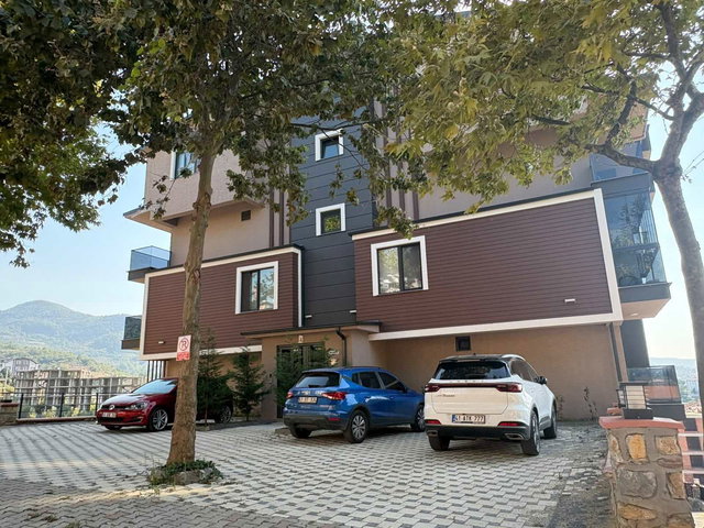 KOCAELI  BAŞISKELE ALTINKENT MAH SATILIK 4+1 ÖZEL BAHÇE KULLANIMLI DUBLEKS