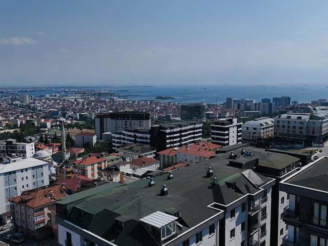 CADDE ÜZERİNDE YENİ SİTEDE TERASLI 3+1 DUBLEKS DAİRE