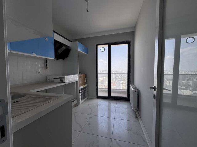 CADDE ÜZERİNDE YENİ SİTEDE TERASLI 3+1 DUBLEKS DAİRE