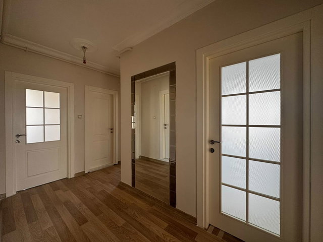 REMAX PALM'DEN MENDERES MAH.REHBER 2 SİTESİNDE GENİŞ 3+1 DAİRE