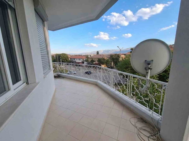 REMAX DEM'DEN KAZIM KARABEKİR MAH 'DE CADDEÜSTÜ FIRSAT 3+1 DAİRE