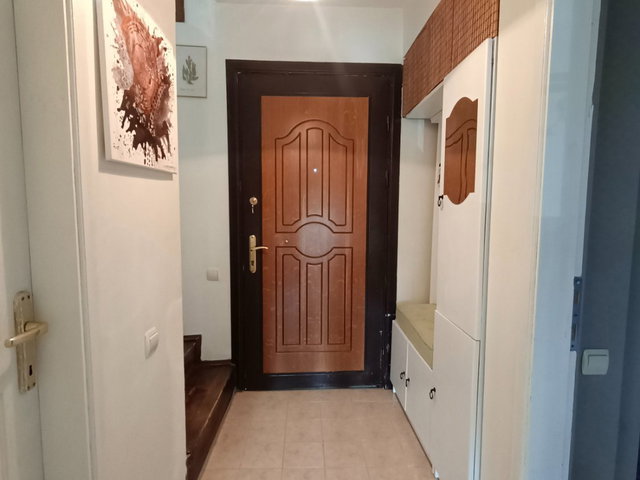 SAĞLIK KENT SİTESİNDE BÜYÜK ARSA PAYLI VE YEŞİL ALANLI 5+1 VİLLA