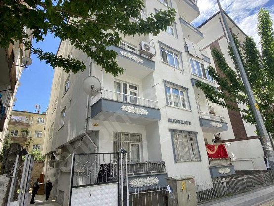 IPEK CADDESINDE KIRALIK 2+1 DAIRE