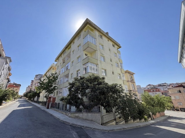 NECİP FAZIL MAH. DE SATILIK GENİŞ 2+1 DAİRE