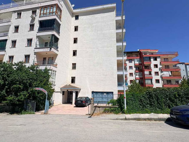REMAX GÜNEŞ'TEN ÇÖŞNÜKTE SATILIK 3+1 DAİRE