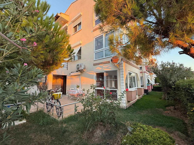 ŞARKÖY CUMHURİYETTE SİTE İÇİ EŞYALI, BAHÇE KATI 65 M² DAİRE