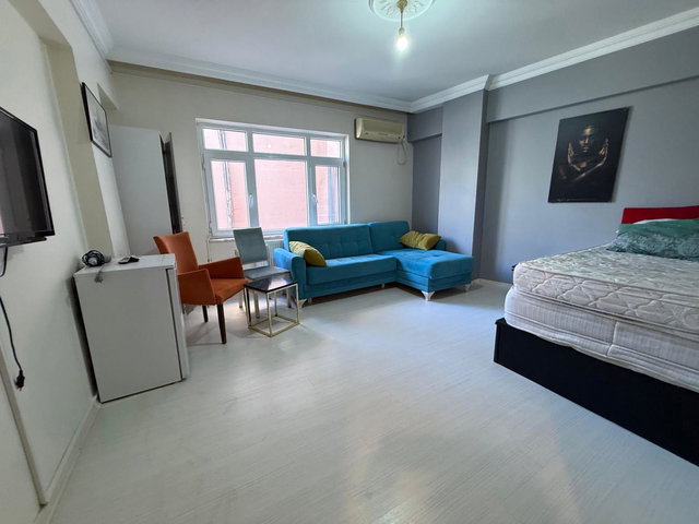 REMAX DESIGN ÇARK CADDESİNDE MERKEZİ KONUMDA KİRALIK APART