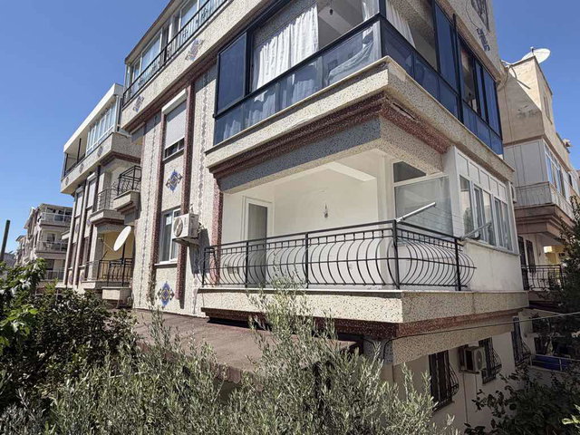 DENİZE VE MERKEZE YÜRÜME MESAFESİNDE EŞYALI 2+1 KİRALIK DAİRE