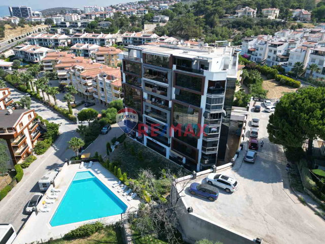 MARİNA BÖLGESİNDE HAVUZLU SİTEDE EŞYALI KİRALIK 2+1 DAİRE