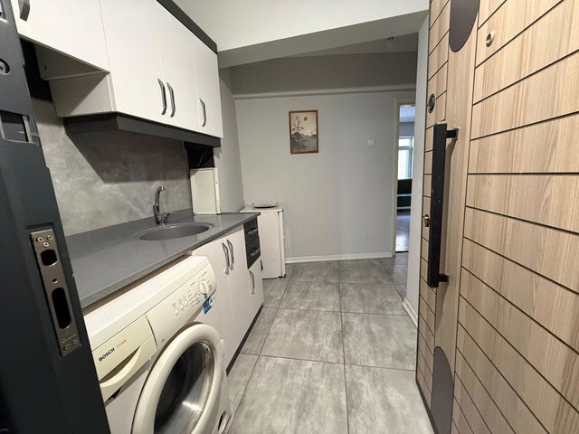 REMAX DESIGN ÇARK CADDESİNDE MERKEZİ KONUMDA KİRALIK APART