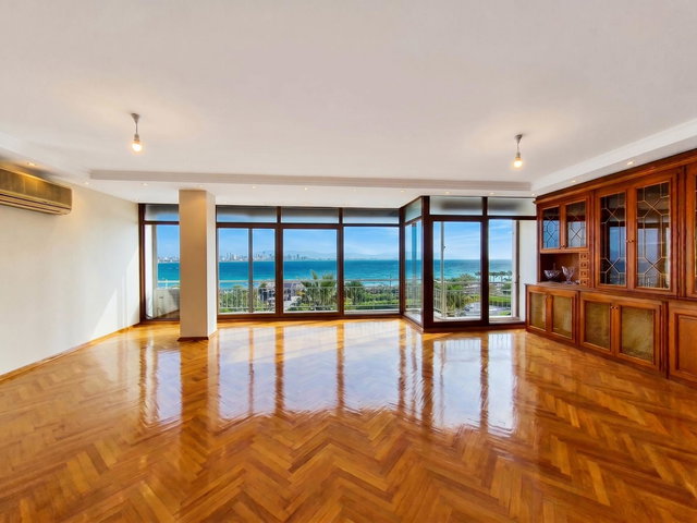 İZMIR KARŞIYAKA YALISINDA FULL DENIZ MANZARALI, OTOPARKLI 4+1