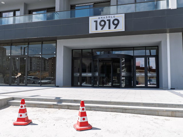 ANADOLU 1919 'DA BULVAR CEPHE SATILIK 1+1 DAİRE