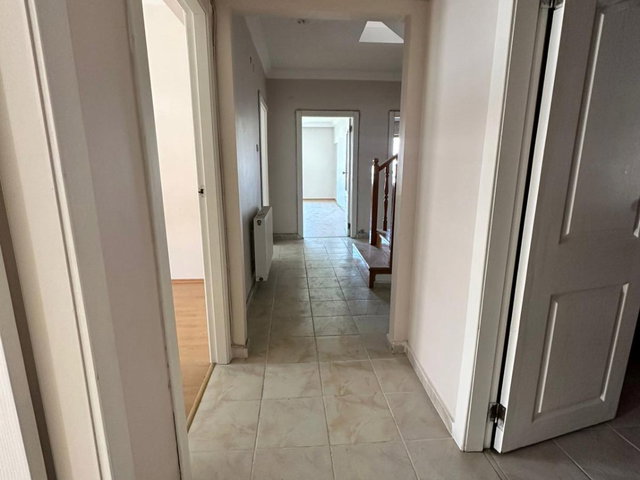 ÖVEÇLER DE 5+1 GENİŞ TERASLI SATILIKDUBLEKS DAİRE