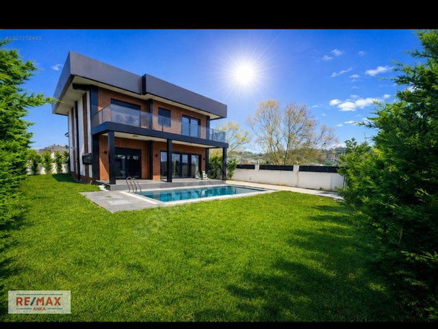 REMAX ANKA'DAN ŞİLE ÇAVUŞ MAH. 450 M2 4+1 MÜSTAKİL SATILIK VİLLA